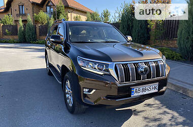 Позашляховик / Кросовер Toyota Land Cruiser Prado 2019 в 