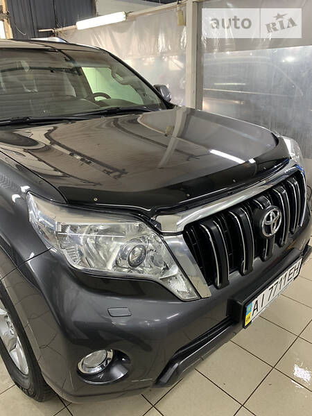 Позашляховик / Кросовер Toyota Land Cruiser Prado 2013 в Києві фото 24 Позашляховик / Кросовер Toyota Land Cruiser Prado 2013 в Києві