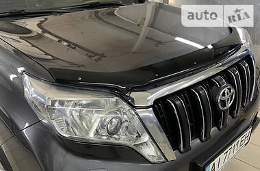 Позашляховик / Кросовер Toyota Land Cruiser Prado 2013 в 