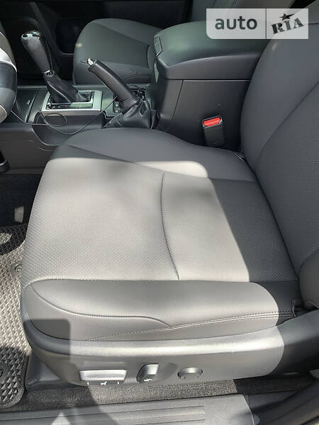 Позашляховик / Кросовер Toyota Land Cruiser Prado 2013 в Києві фото 37 Позашляховик / Кросовер Toyota Land Cruiser Prado 2013 в Києві