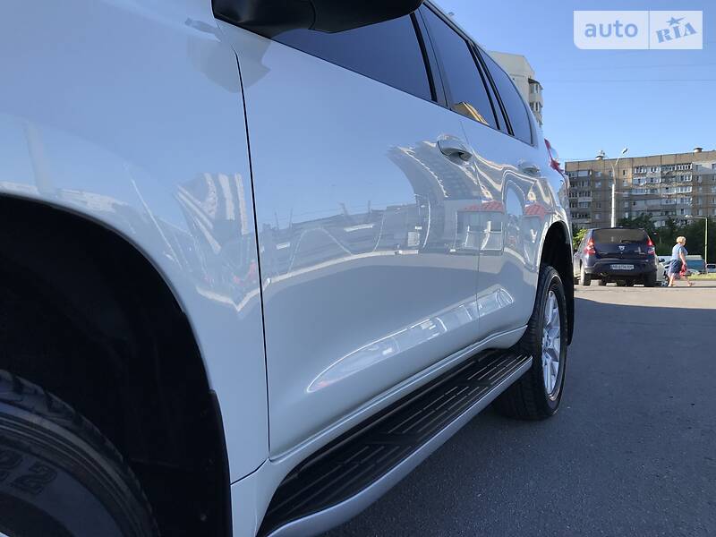 Позашляховик / Кросовер Toyota Land Cruiser Prado 2017 в Вінниці