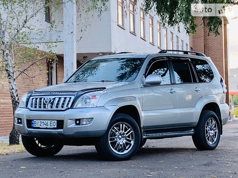 Позашляховик / Кросовер Toyota Land Cruiser Prado 2007 в Києві