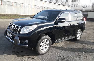 Внедорожник / Кроссовер Toyota Land Cruiser Prado 2010 в Кривом Роге