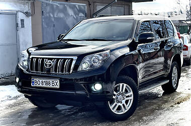 Внедорожник / Кроссовер Toyota Land Cruiser Prado 2010 в Тернополе