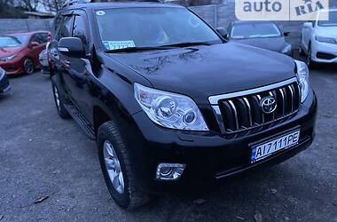 Позашляховик / Кросовер Toyota Land Cruiser Prado 2013 в Бучі