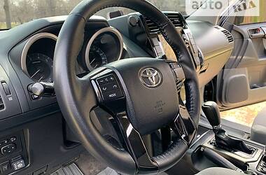 Внедорожник / Кроссовер Toyota Land Cruiser Prado 2012 в Харькове