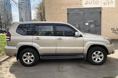 Внедорожник / Кроссовер Toyota Land Cruiser Prado 2004 в Киеве