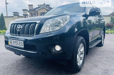 Внедорожник / Кроссовер Toyota Land Cruiser Prado 2011 в Каменском