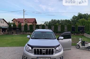 Позашляховик / Кросовер Toyota Land Cruiser Prado 2010 в Золочеві