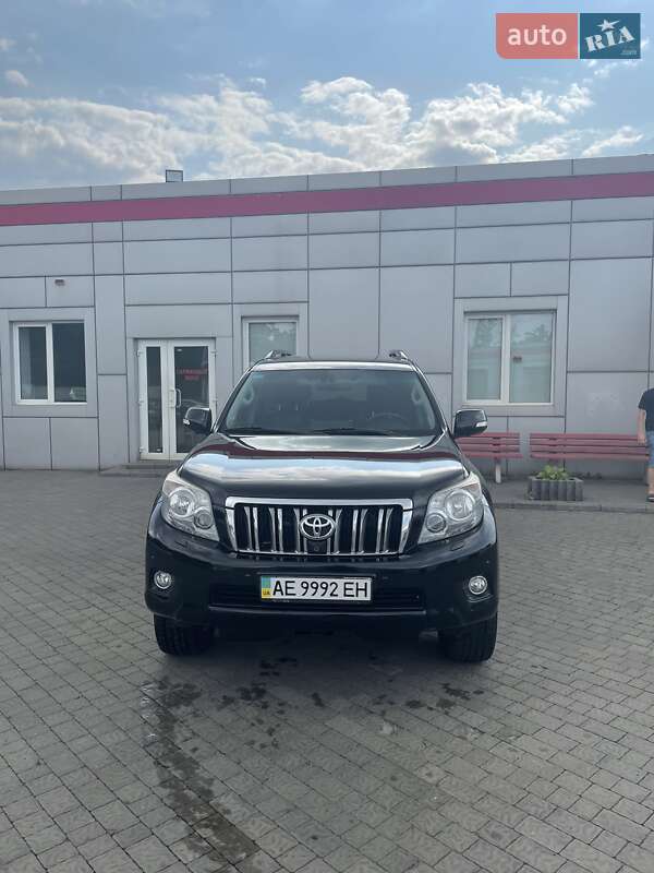 Внедорожник / Кроссовер Toyota Land Cruiser Prado 2011 в Кривом Роге