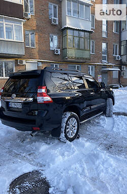 Внедорожник / Кроссовер Toyota Land Cruiser Prado 2014 в Днепре