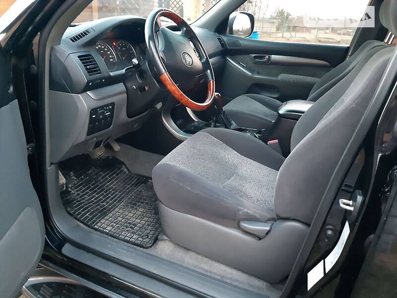 Внедорожник / Кроссовер Toyota Land Cruiser Prado 2007 в Львове