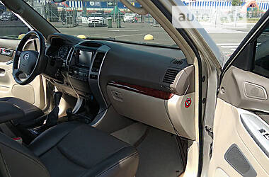Позашляховик / Кросовер Toyota Land Cruiser Prado 2003 в Києві