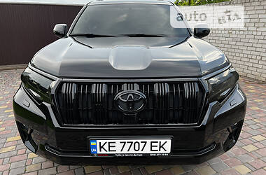 Внедорожник / Кроссовер Toyota Land Cruiser Prado 2020 в 