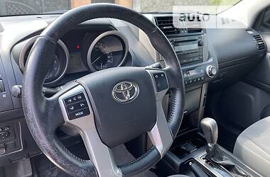 Внедорожник / Кроссовер Toyota Land Cruiser Prado 2012 в Царичанке