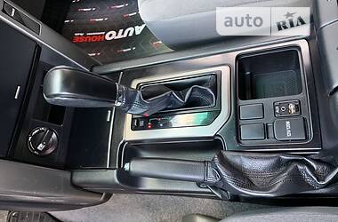 Позашляховик / Кросовер Toyota Land Cruiser Prado 2012 в 