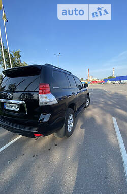 Позашляховик / Кросовер Toyota Land Cruiser Prado 2012 в Житомирі