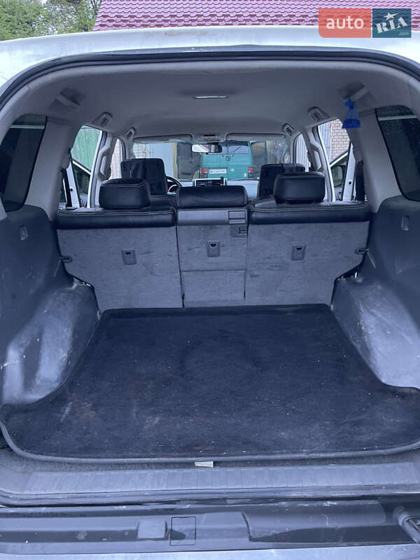 Позашляховик / Кросовер Toyota Land Cruiser Prado 2012 в Лисянці фото 16 Позашляховик / Кросовер Toyota Land Cruiser Prado 2012 в Лисянці