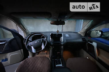 Позашляховик / Кросовер Toyota Land Cruiser Prado 2012 в Кропивницькому