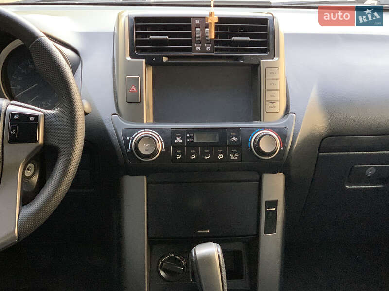 Внедорожник / Кроссовер Toyota Land Cruiser Prado 2013 в Тернополе фото 17 Внедорожник / Кроссовер Toyota Land Cruiser Prado 2013 в Тернополе