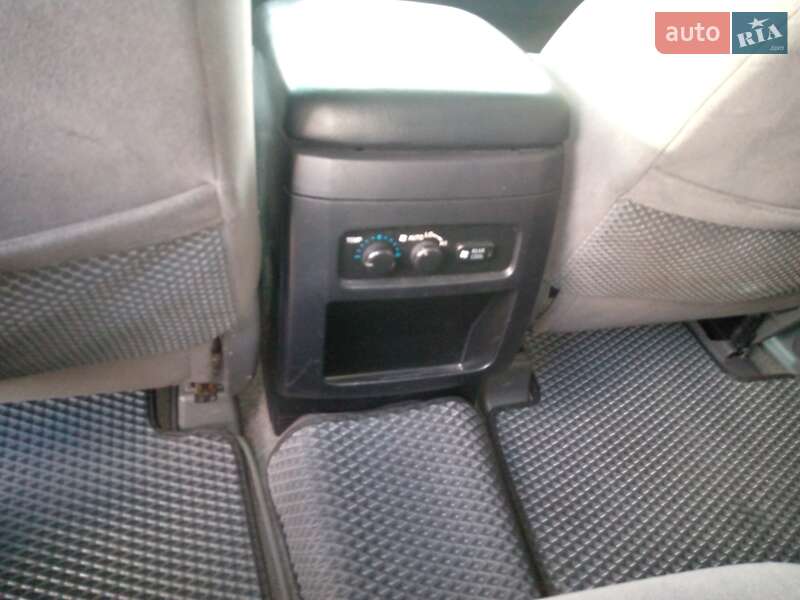 Внедорожник / Кроссовер Toyota Land Cruiser Prado 2008 в Киеве