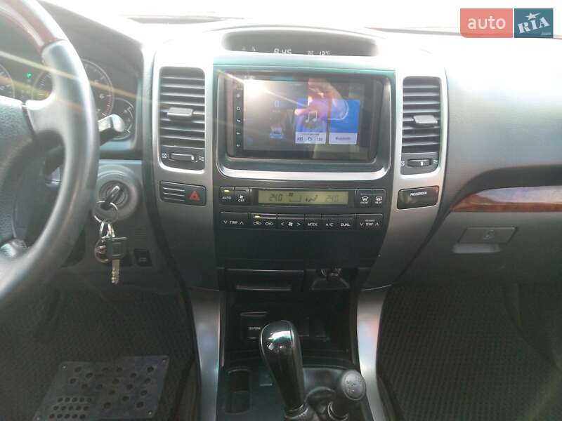 Внедорожник / Кроссовер Toyota Land Cruiser Prado 2008 в Киеве