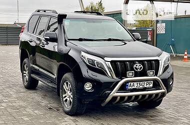 Позашляховик / Кросовер Toyota Land Cruiser Prado 2013 в Києві