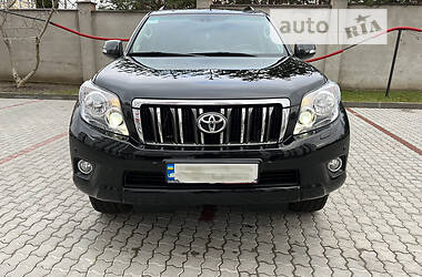 Позашляховик / Кросовер Toyota Land Cruiser Prado 2013 в Івано-Франківську