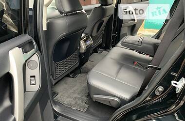 Внедорожник / Кроссовер Toyota Land Cruiser Prado 2020 в 