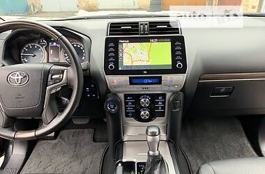 Внедорожник / Кроссовер Toyota Land Cruiser Prado 2020 в 