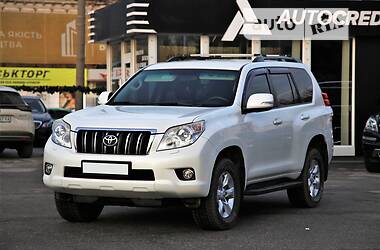 Внедорожник / Кроссовер Toyota Land Cruiser Prado 2010 в Харькове