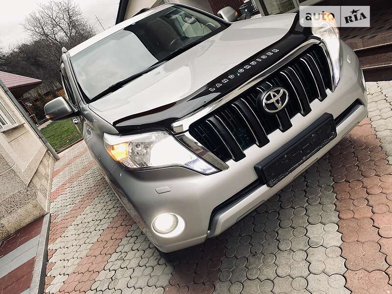 Внедорожник / Кроссовер Toyota Land Cruiser Prado 2014 в Тячеве