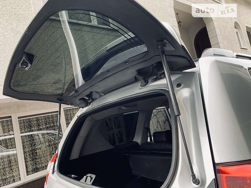 Внедорожник / Кроссовер Toyota Land Cruiser Prado 2014 в Тячеве