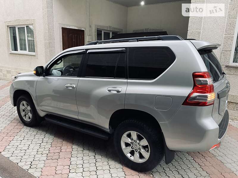 Внедорожник / Кроссовер Toyota Land Cruiser Prado 2014 в Тячеве