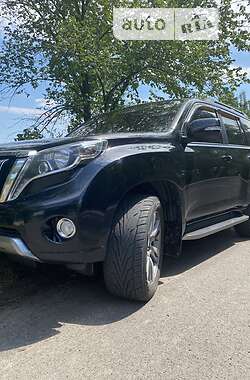 Внедорожник / Кроссовер Toyota Land Cruiser Prado 2014 в Великой Багачке