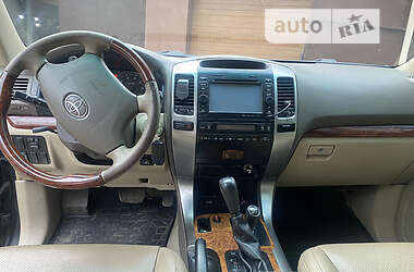 Внедорожник / Кроссовер Toyota Land Cruiser Prado 2003 в 