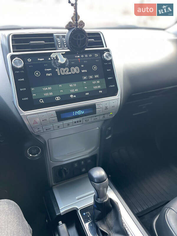 Позашляховик / Кросовер Toyota Land Cruiser Prado 2017 в Дніпрі фото 26 Позашляховик / Кросовер Toyota Land Cruiser Prado 2017 в Дніпрі