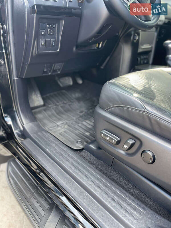 Позашляховик / Кросовер Toyota Land Cruiser Prado 2017 в Дніпрі фото 34 Позашляховик / Кросовер Toyota Land Cruiser Prado 2017 в Дніпрі