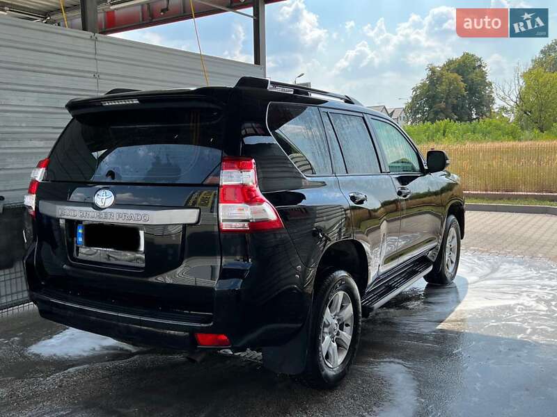 Внедорожник / Кроссовер Toyota Land Cruiser Prado 2017 в Львове фото 3 Внедорожник / Кроссовер Toyota Land Cruiser Prado 2017 в Львове