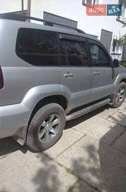 Внедорожник / Кроссовер Toyota Land Cruiser Prado 2006 в 