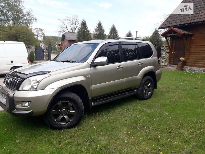 Внедорожник / Кроссовер Toyota Land Cruiser Prado 2004 в Монастыриске