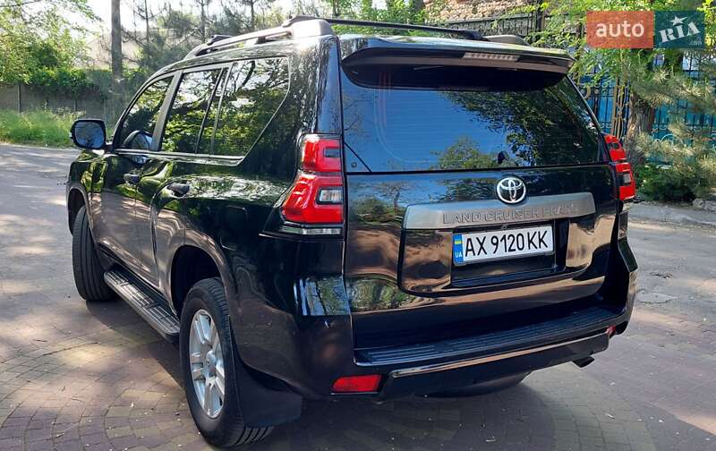 Внедорожник / Кроссовер Toyota Land Cruiser Prado 2019 в Запорожье