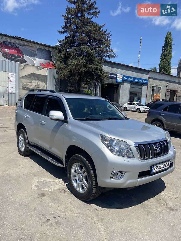 Внедорожник / Кроссовер Toyota Land Cruiser Prado 2011 в Запорожье