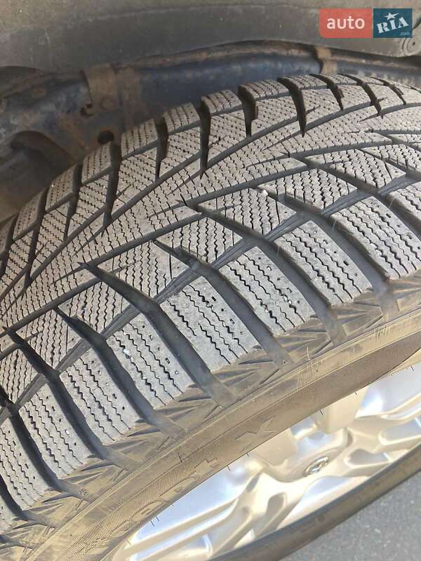 Внедорожник / Кроссовер Toyota Land Cruiser Prado 2011 в Запорожье