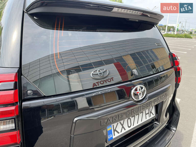 Позашляховик / Кросовер Toyota Land Cruiser Prado 2019 в Харкові фото 12 Позашляховик / Кросовер Toyota Land Cruiser Prado 2019 в Харкові