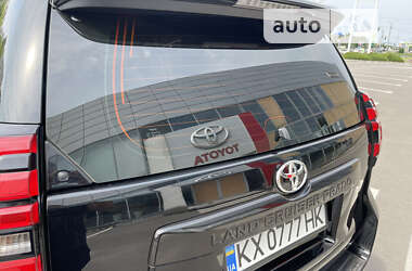 Позашляховик / Кросовер Toyota Land Cruiser Prado 2019 в Харкові