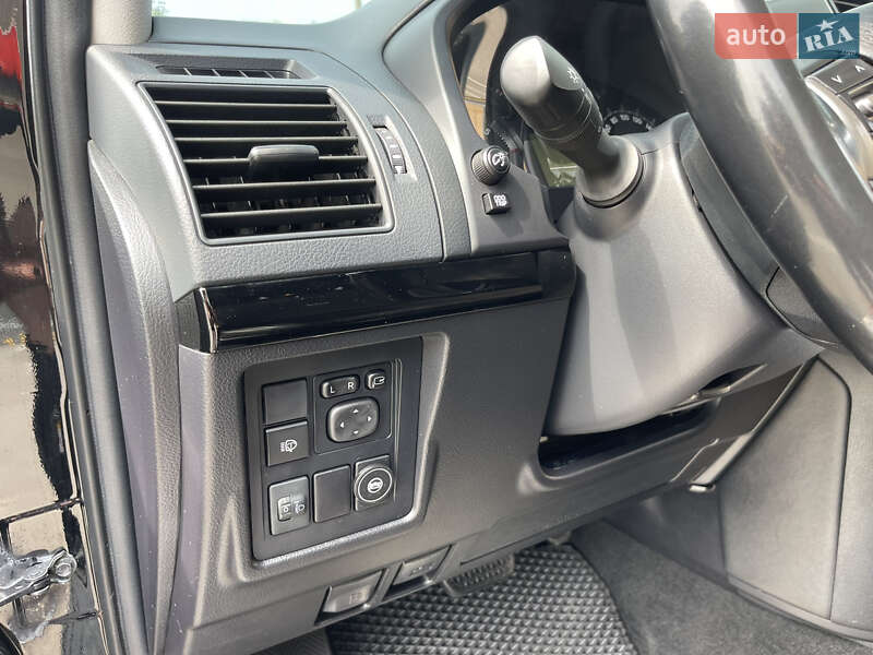Позашляховик / Кросовер Toyota Land Cruiser Prado 2019 в Харкові фото 16 Позашляховик / Кросовер Toyota Land Cruiser Prado 2019 в Харкові