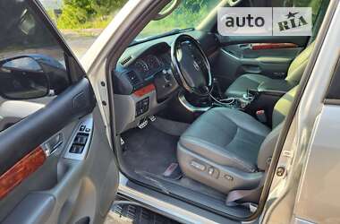 Внедорожник / Кроссовер Toyota Land Cruiser Prado 2005 в 