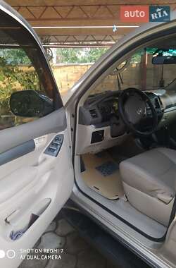 Позашляховик / Кросовер Toyota Land Cruiser Prado 2006 в 