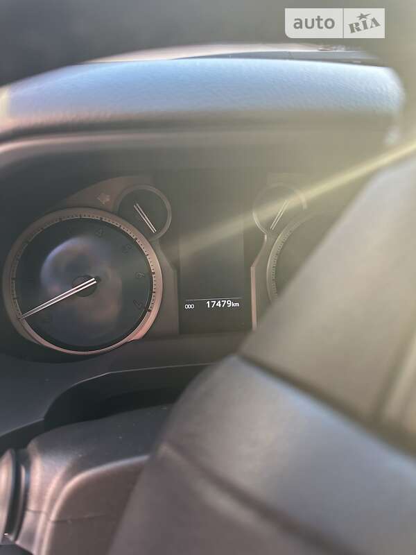 Внедорожник / Кроссовер Toyota Land Cruiser Prado 2020 в Кривом Роге